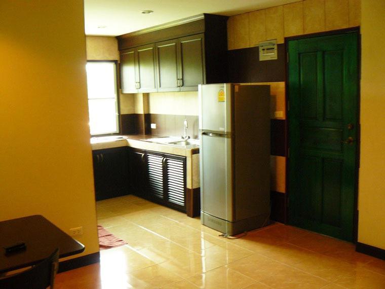 Rouge Service Apartment *